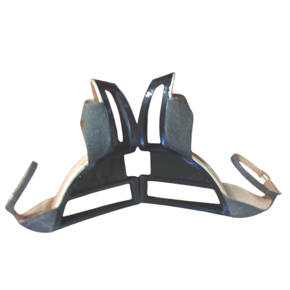 C Label Black and Gray Geometric Heel Cut Out Platform Sandals size 10 - Picture 2 of 11